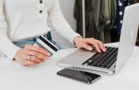 视觉层次革命:留白、对比与F型阅读模式的实战技巧